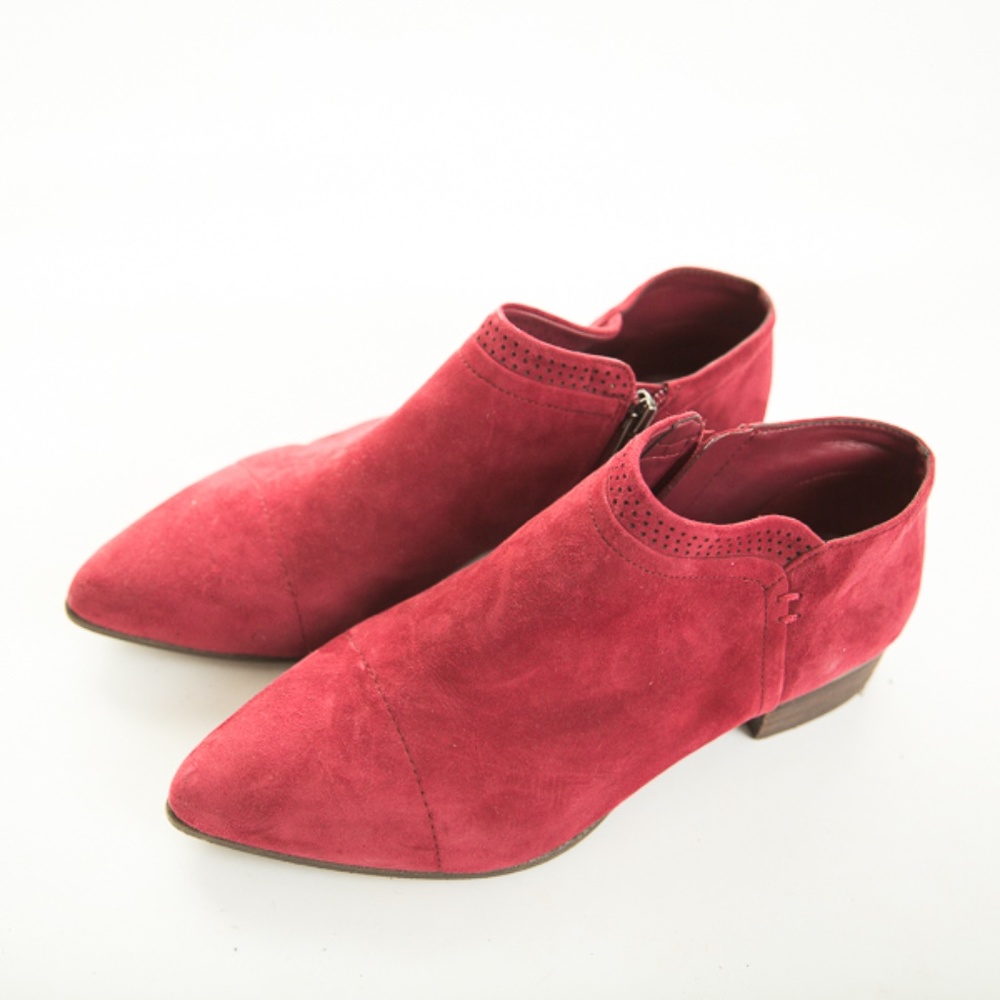 Vince Camuto Booties